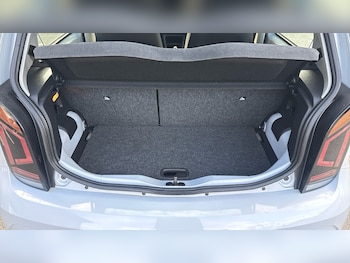 Used Volkswagen up! 2017 for sale - 78132147: Photo