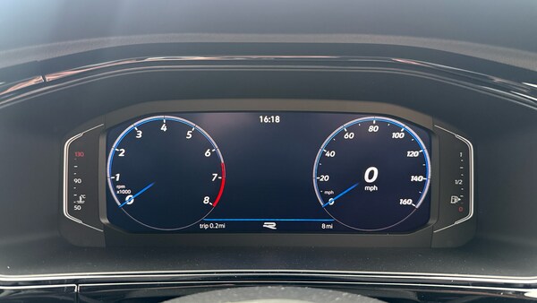 Used Volkswagen T-Roc 2025 for sale - 76075763: Photo 11