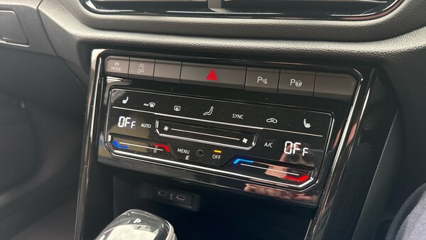 Used Volkswagen T-Roc 2025 for sale - 76075763: Photo 13