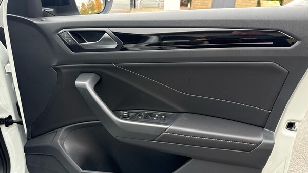 Used Volkswagen T-Roc 2025 for sale - 76075763: Photo 19