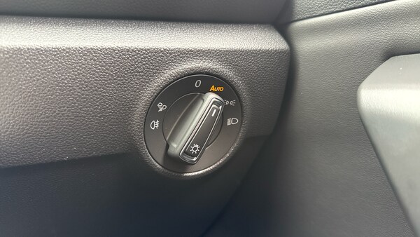 Used Volkswagen T-Roc 2025 for sale - 76075763: Photo 32