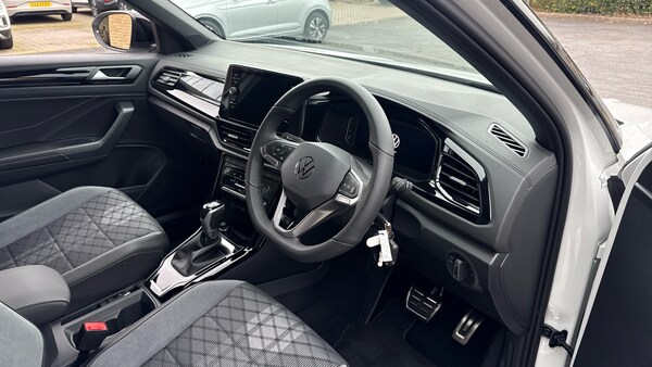Used Volkswagen T-Roc 2025 for sale - 76075763: Photo 6