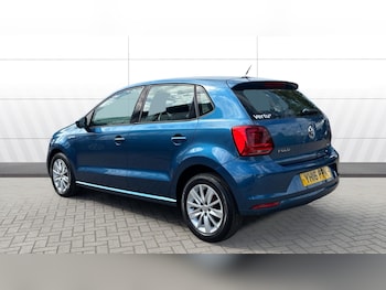 Used Volkswagen Polo 2016 for sale - 79504789: Photo