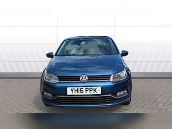 Used Volkswagen Polo 2016 for sale - 79504789: Photo