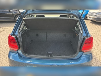 Used Volkswagen Polo 2016 for sale - 79504789: Photo