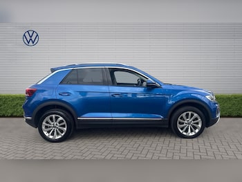 Used Volkswagen T-Roc 2024 for sale - 78992405: Photo