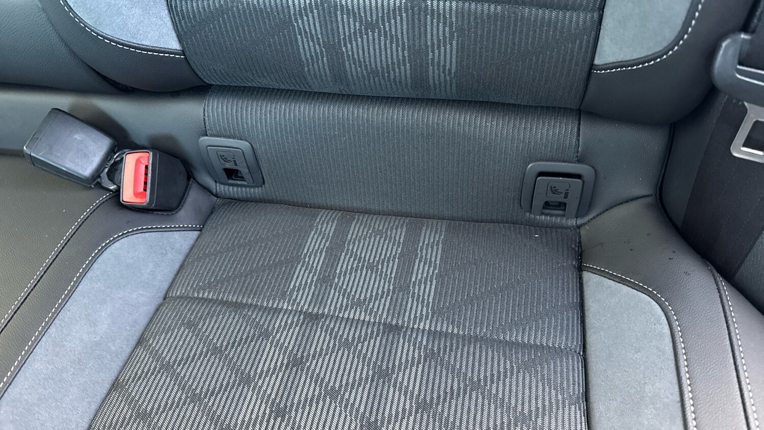 Used Volkswagen T-Roc 2023 for sale - 77973177: Photo 28