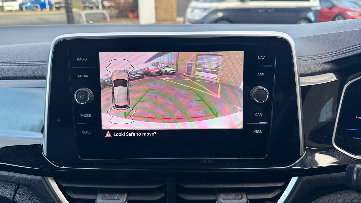 Used Volkswagen T-Roc 2023 for sale - 77973177: Photo 45