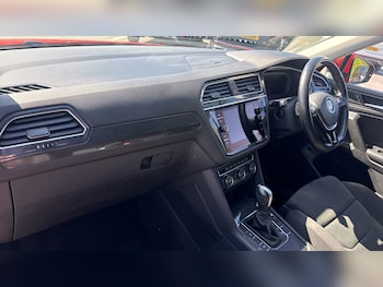 Used Volkswagen Tiguan Allspace 2021 for sale - 78325406: Photo