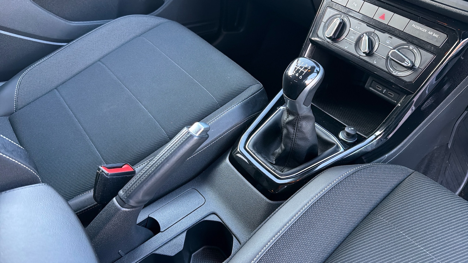 Used Volkswagen T-Cross 2022 for sale - 77323819: Photo 14