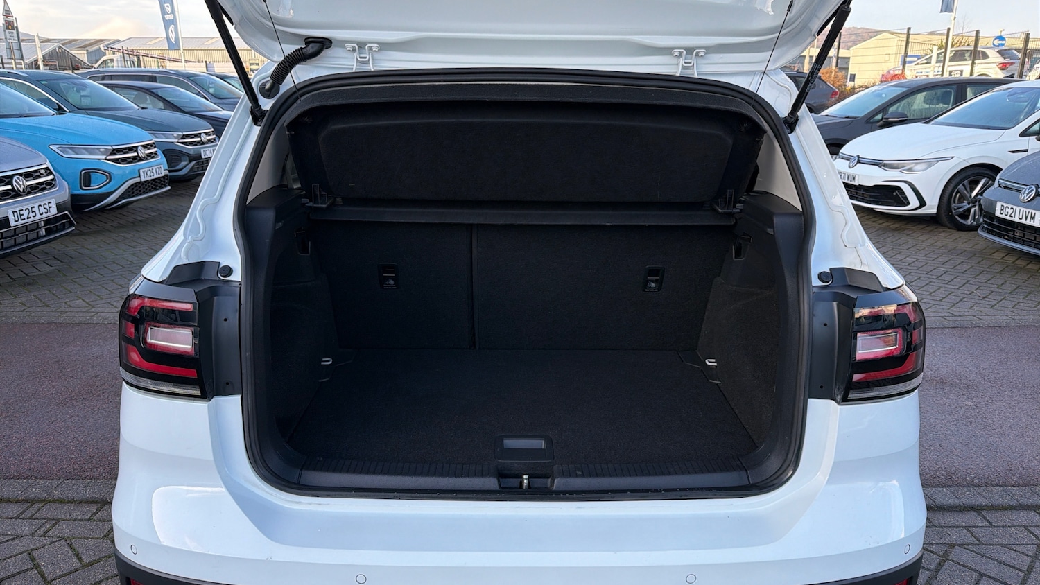 Used Volkswagen T-Cross 2022 for sale - 77323819: Photo 20