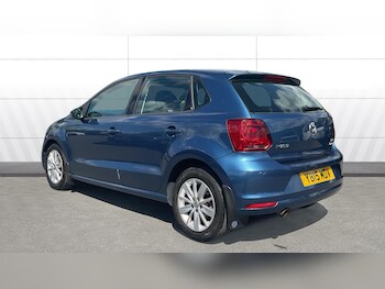 Used Volkswagen Polo 2015 for sale - 78421690: Photo