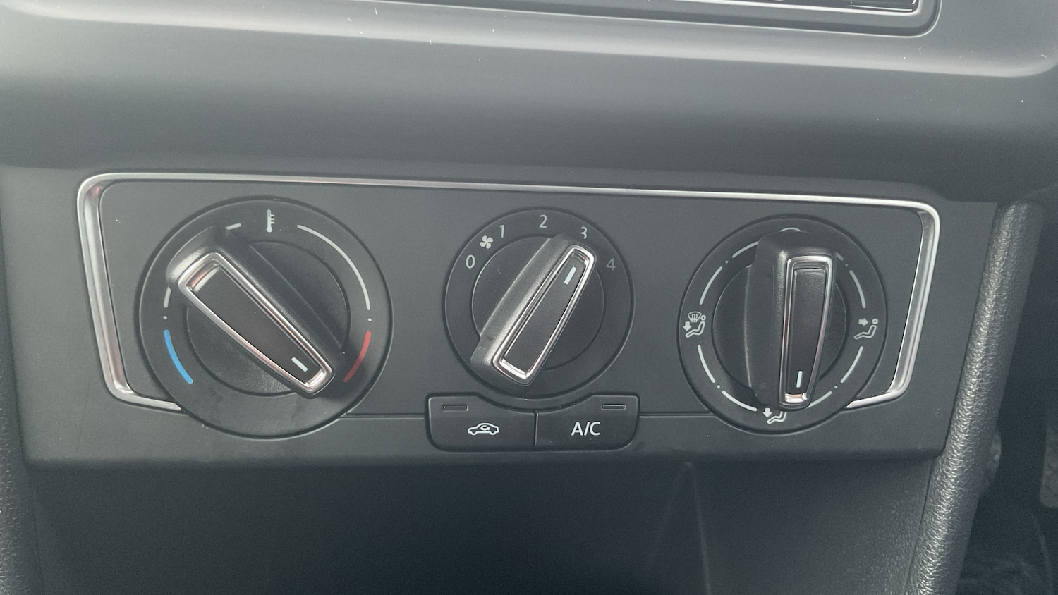 Used Volkswagen Polo 2017 for sale - 77270717: Photo 27