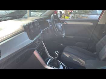 Used Volkswagen T-Roc 2023 for sale - 74514860: Photo