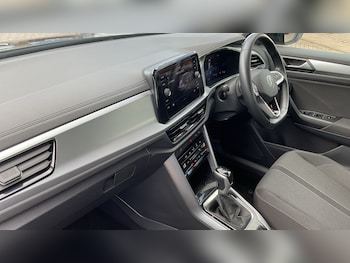 Used Volkswagen T-Roc 2023 for sale - 79408002: Photo