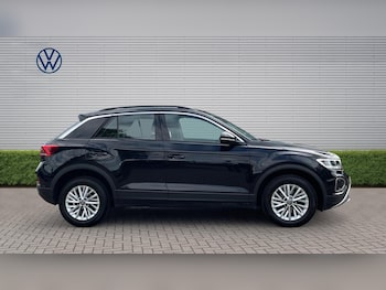 Used Volkswagen T-Roc 2023 for sale - 79408002: Photo