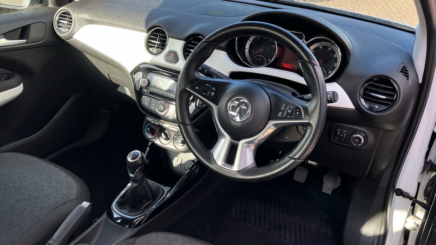 Used Vauxhall ADAM 2017 for sale - 76466006: Photo 11