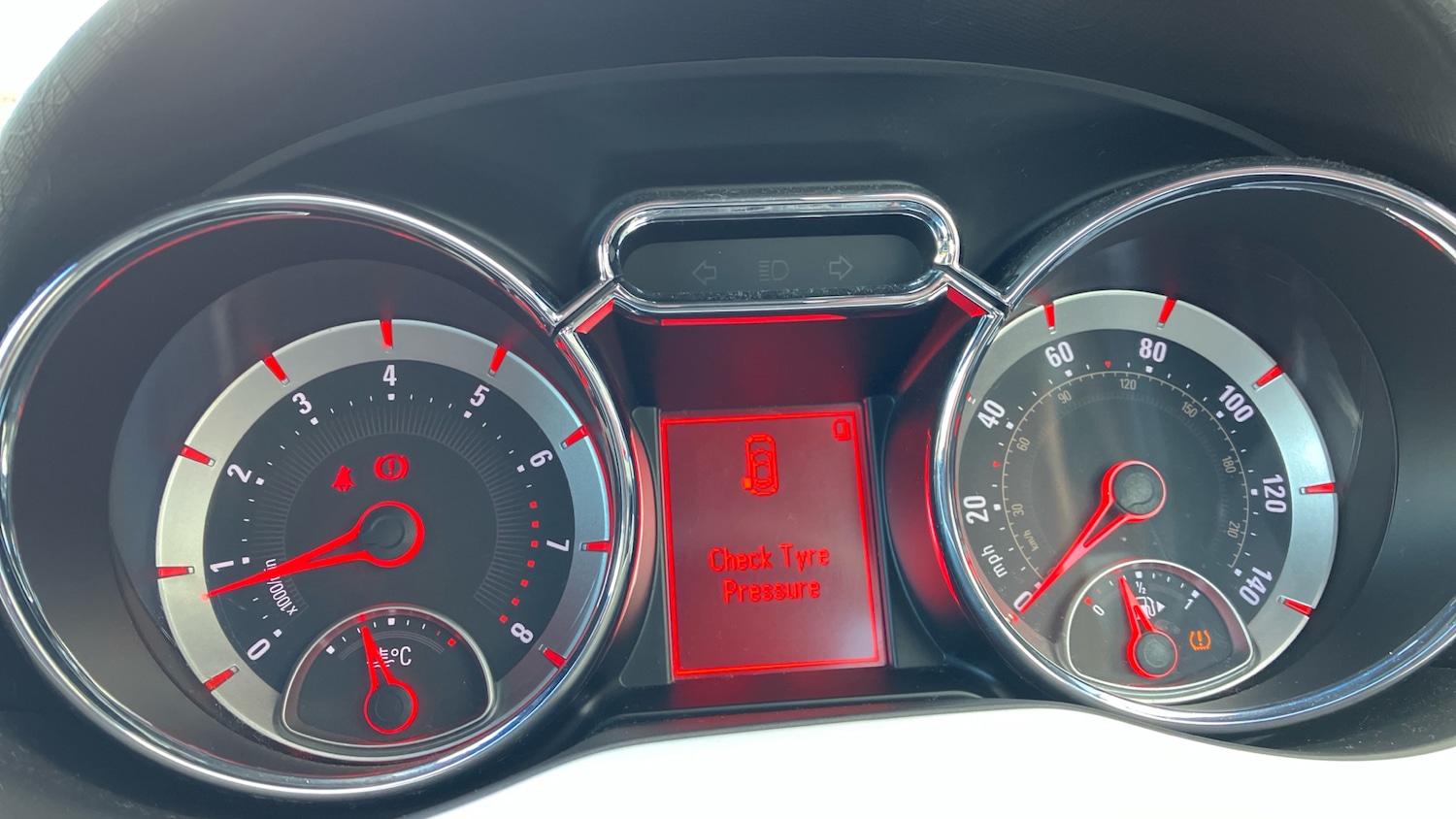 Used Vauxhall ADAM 2017 for sale - 76466006: Photo 18