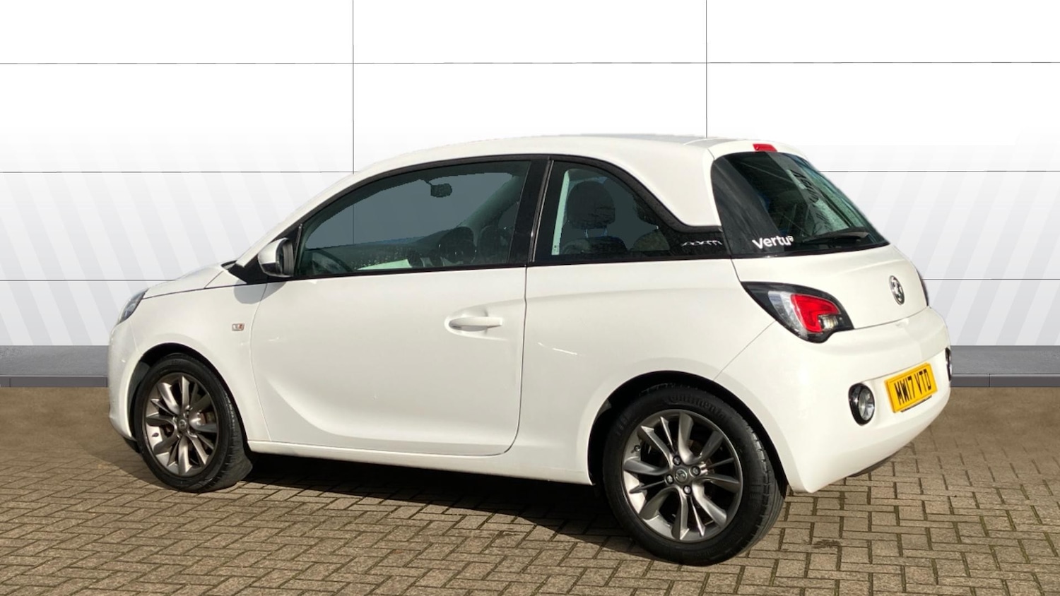 Used Vauxhall ADAM 2017 for sale - 76466006: Photo 2