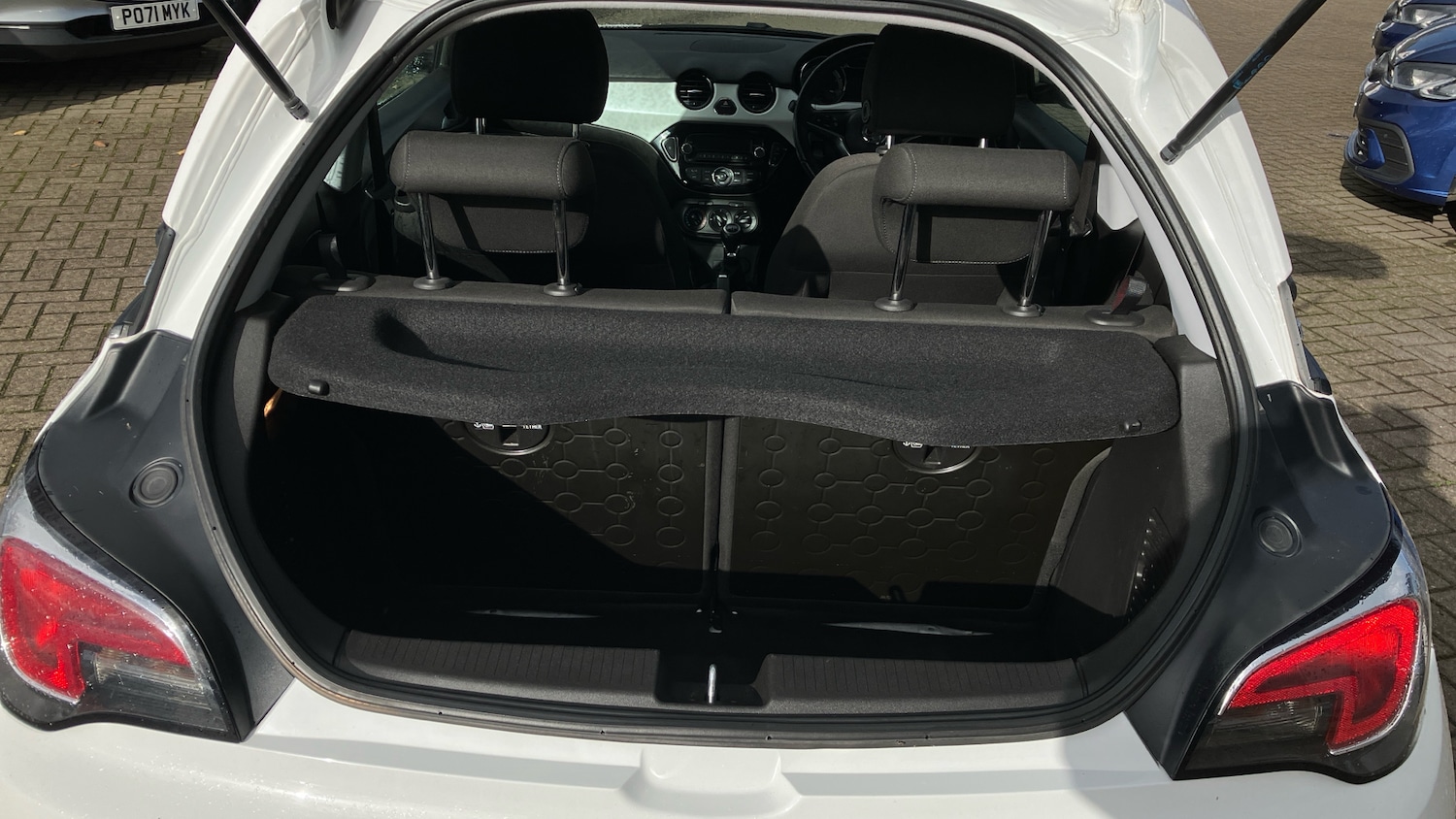 Used Vauxhall ADAM 2017 for sale - 76466006: Photo 4