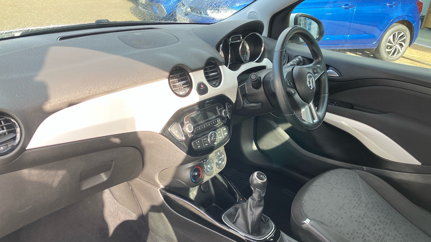 Used Vauxhall ADAM 2017 for sale - 76466006: Photo 9