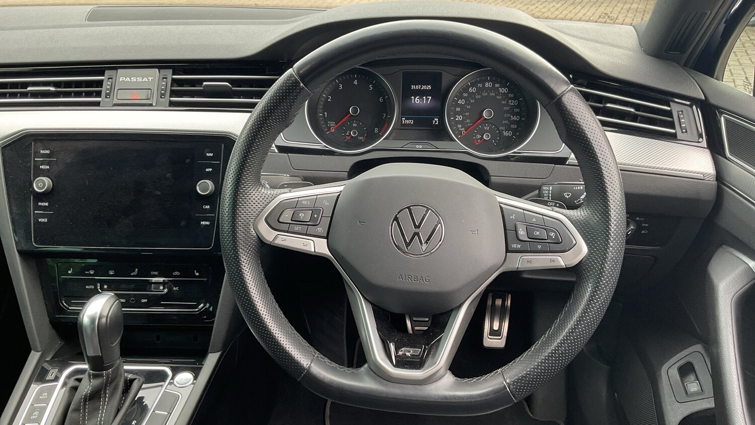 2020 Volkswagen Passat 1.5 TSI EVO R-Line 5dr DSG Petrol Estate Estate Petrol Au - Picture 10 of 24