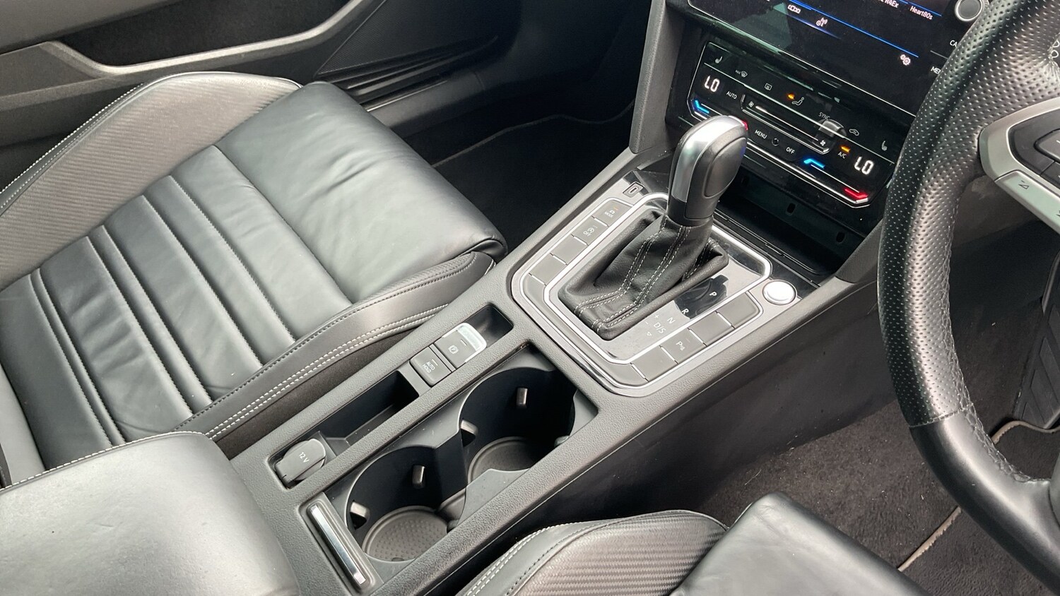 2020 Volkswagen Passat 1.5 TSI EVO R-Line 5dr DSG Petrol Estate Estate Petrol Au - Picture 14 of 24