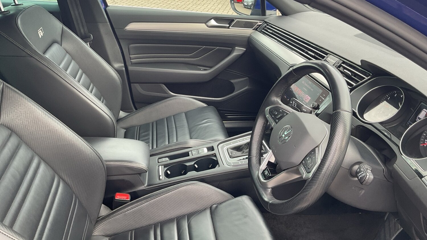 2020 Volkswagen Passat 1.5 TSI EVO R-Line 5dr DSG Petrol Estate Estate Petrol Au - Picture 15 of 24