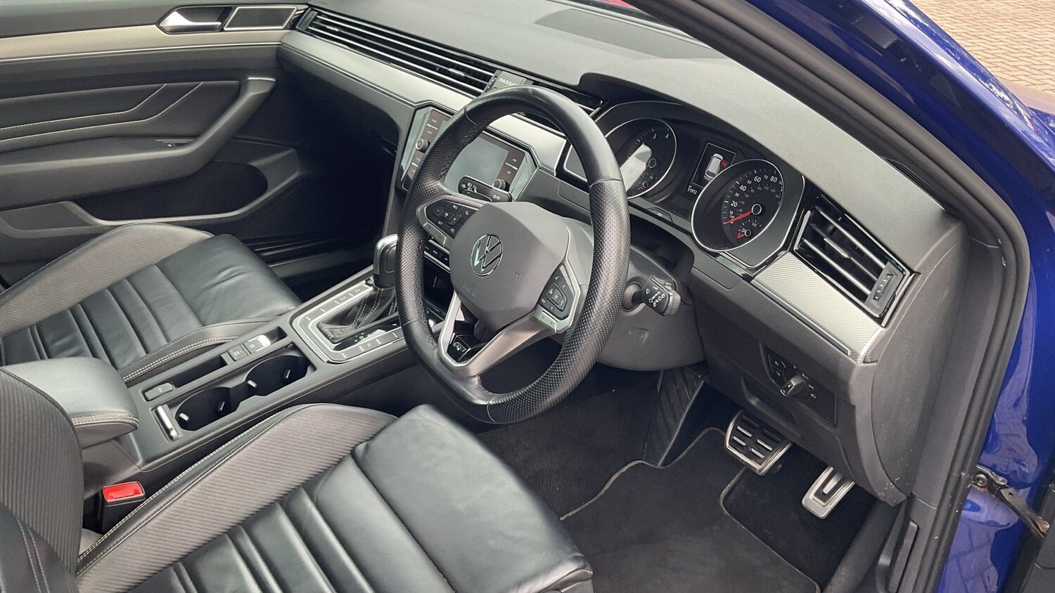 2020 Volkswagen Passat 1.5 TSI EVO R-Line 5dr DSG Petrol Estate Estate Petrol Au - Picture 6 of 24