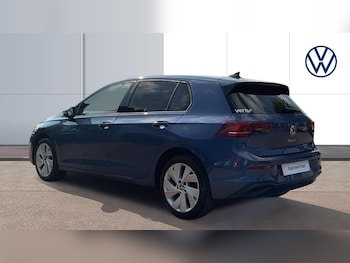 Used Volkswagen Golf 2024 for sale - 75555668: Photo