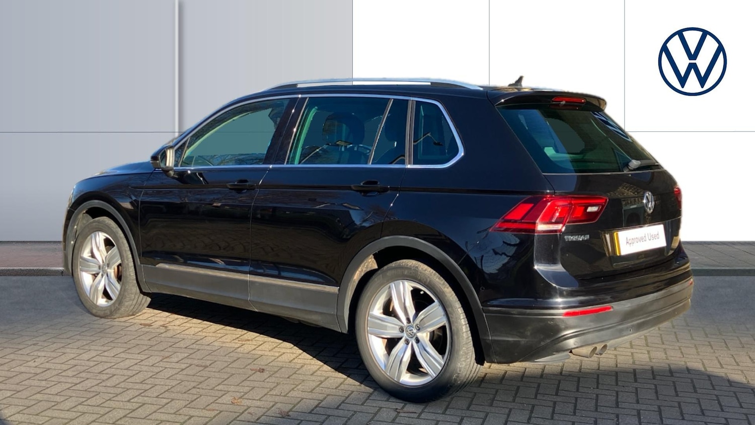 Used Volkswagen Tiguan 2020 for sale - 76611145: Photo 3