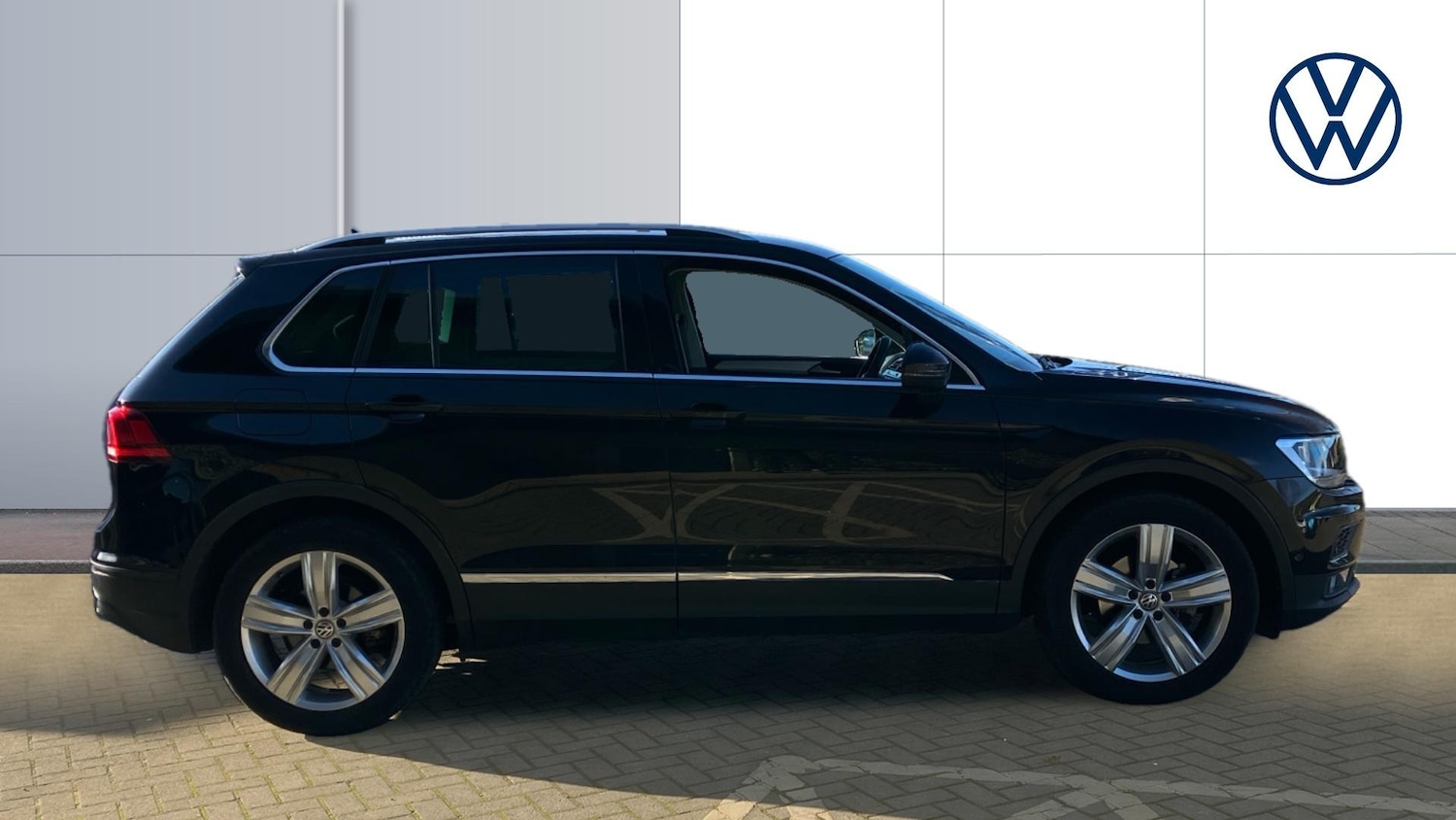 Used Volkswagen Tiguan 2020 for sale - 76611145: Photo 4