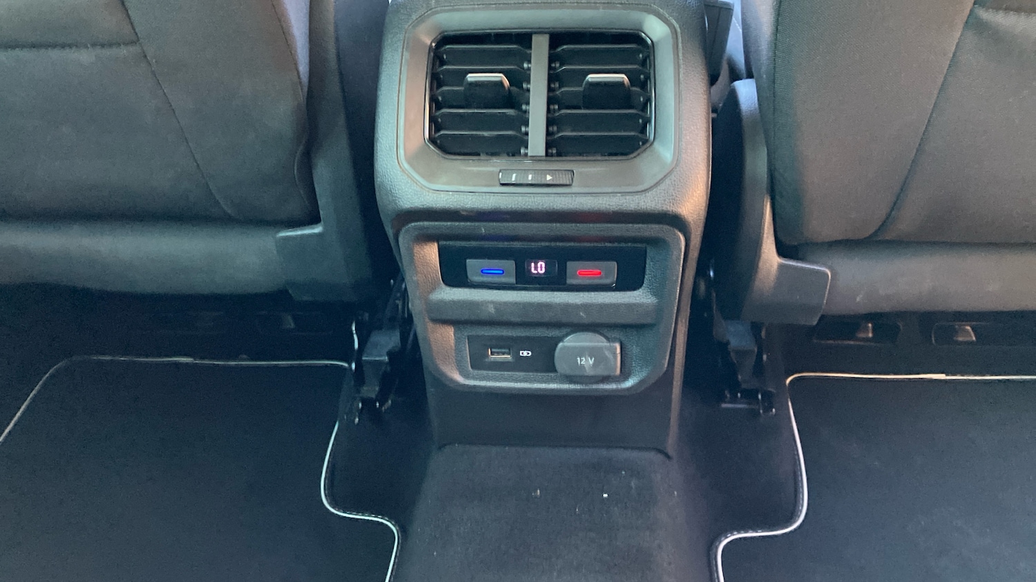 Used Volkswagen Tiguan 2020 for sale - 76611145: Photo 40