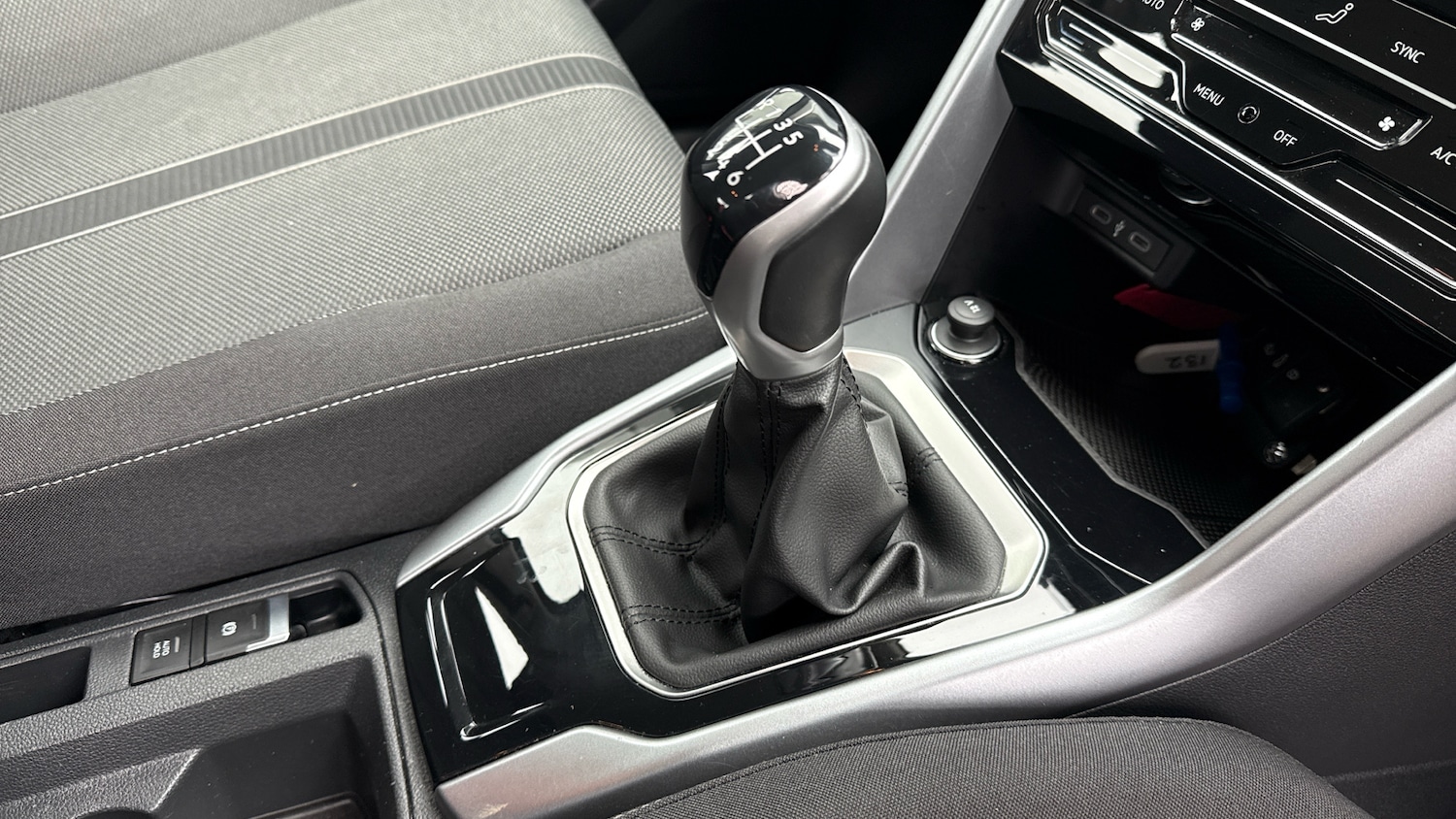 Used Volkswagen T-Roc 2024 for sale - 78000794: Photo 14