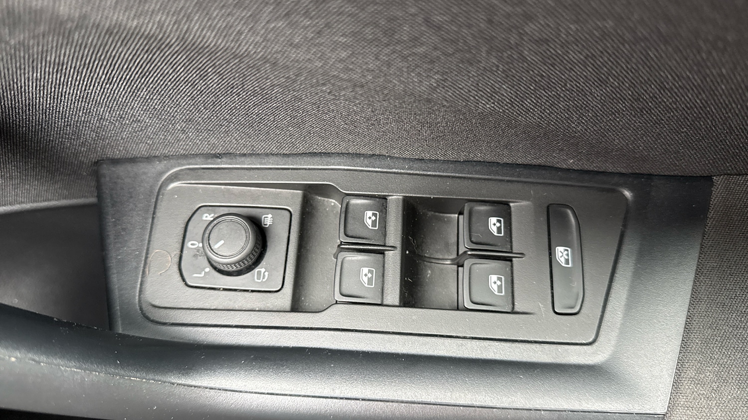 Used Volkswagen T-Roc 2024 for sale - 78000794: Photo 22