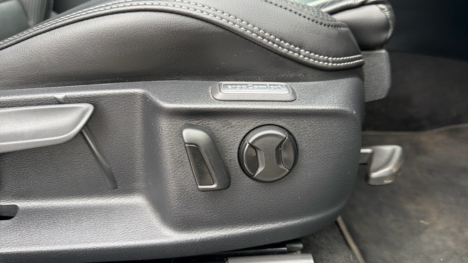 Used Volkswagen Passat 2022 for sale - 76330333: Photo 42