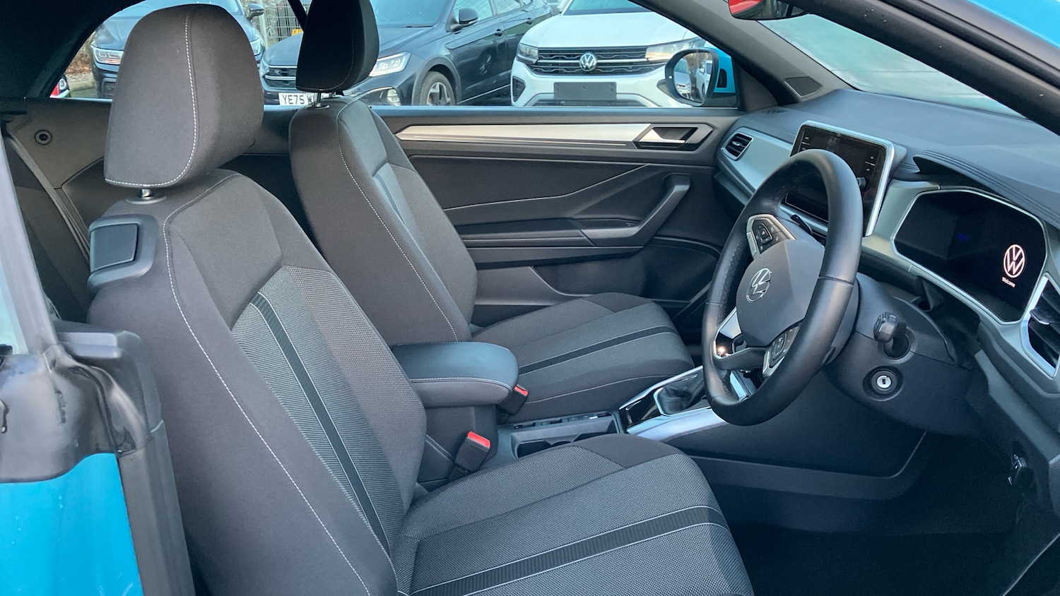 Used Volkswagen T-Roc 2025 for sale - 76762315: Photo 15