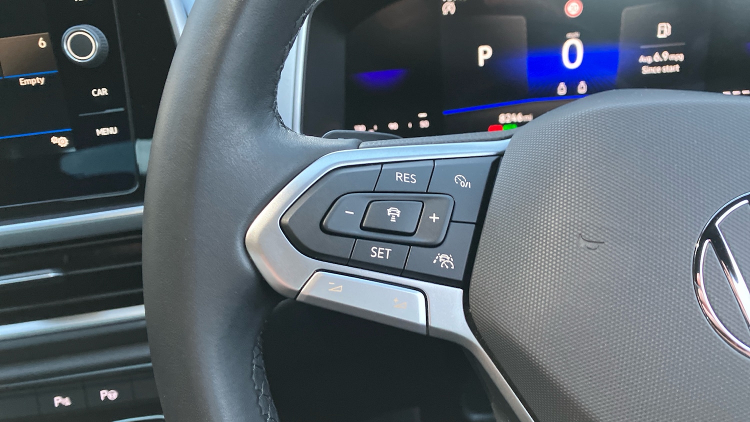 Used Volkswagen T-Roc 2025 for sale - 76762315: Photo 17