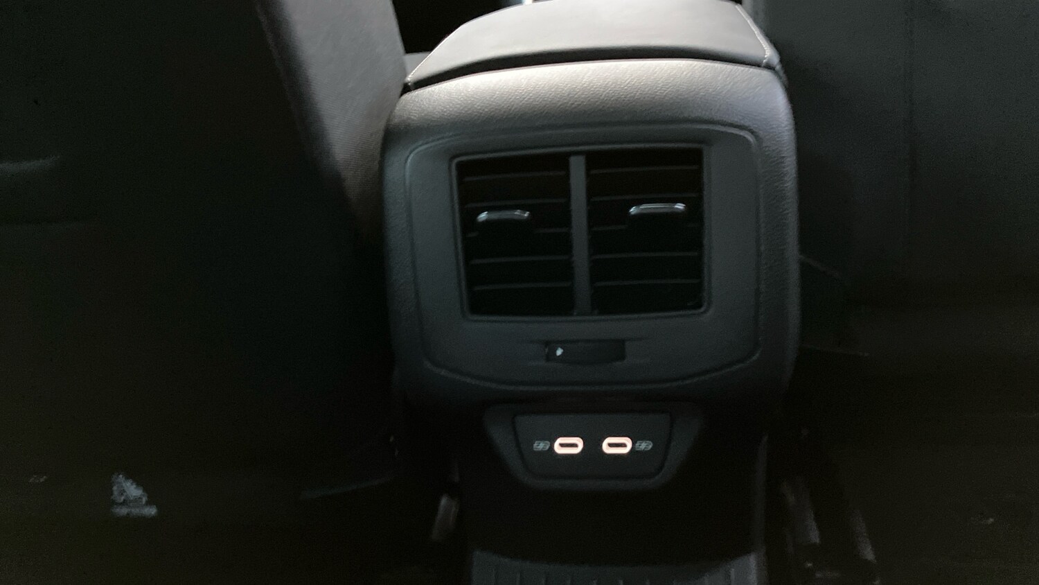 Used Volkswagen T-Roc 2025 for sale - 76762315: Photo 36