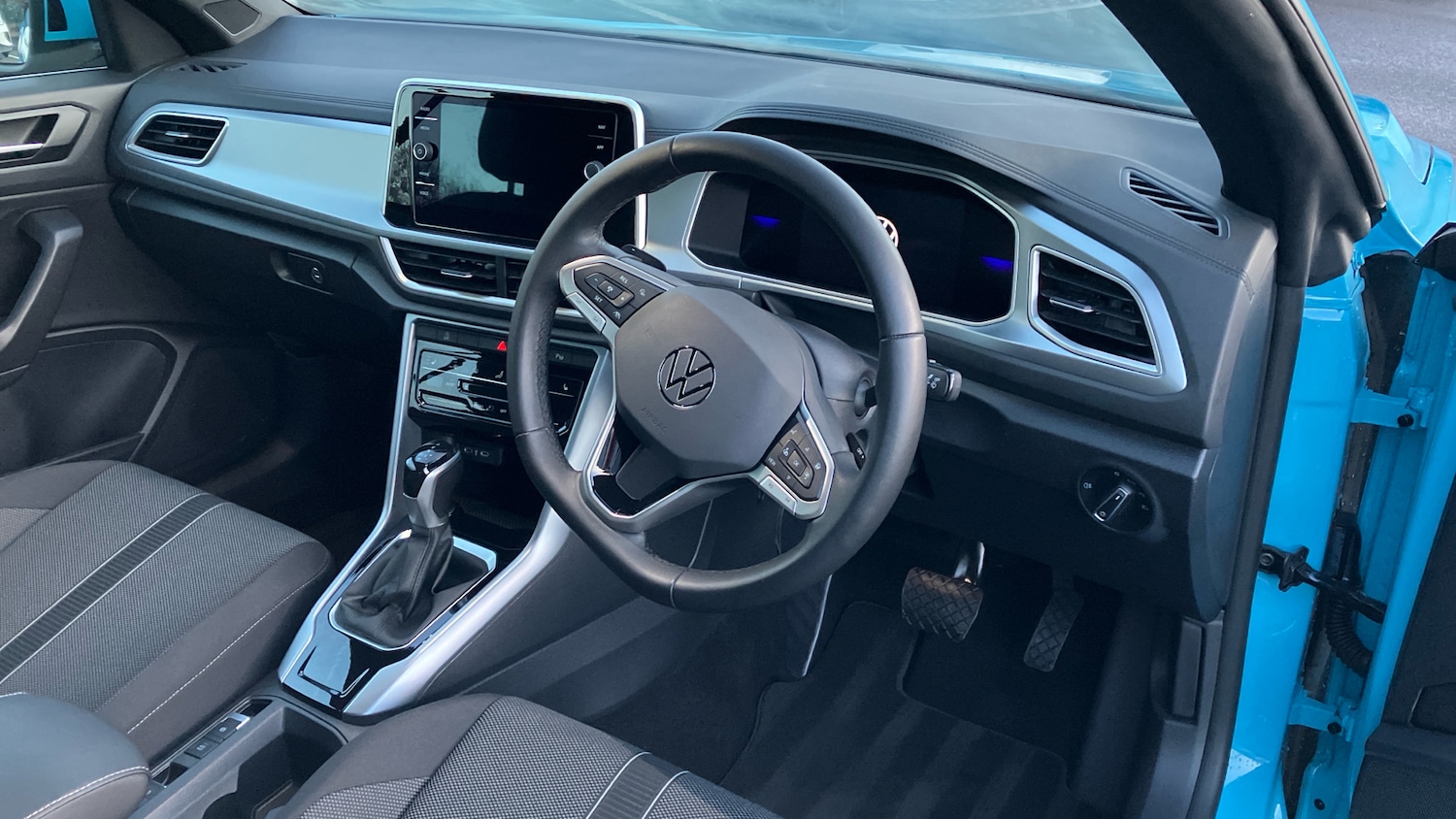 Used Volkswagen T-Roc 2025 for sale - 76762315: Photo 6