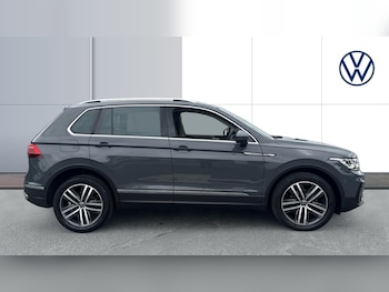 Used Volkswagen Tiguan 2021 for sale - 75627083: Photo