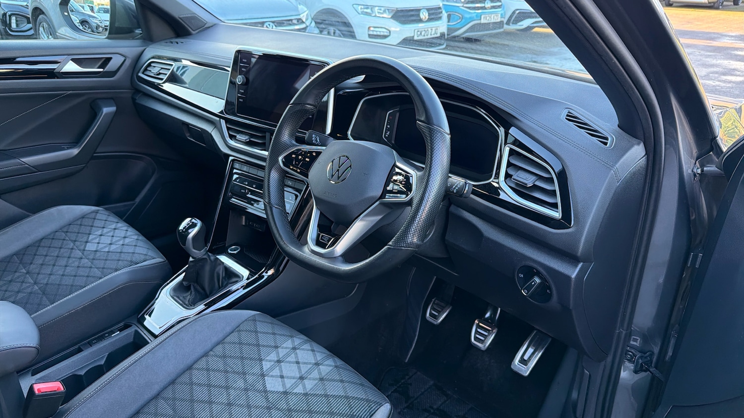 Used Volkswagen T-Roc 2022 for sale - 77138483: Photo 6