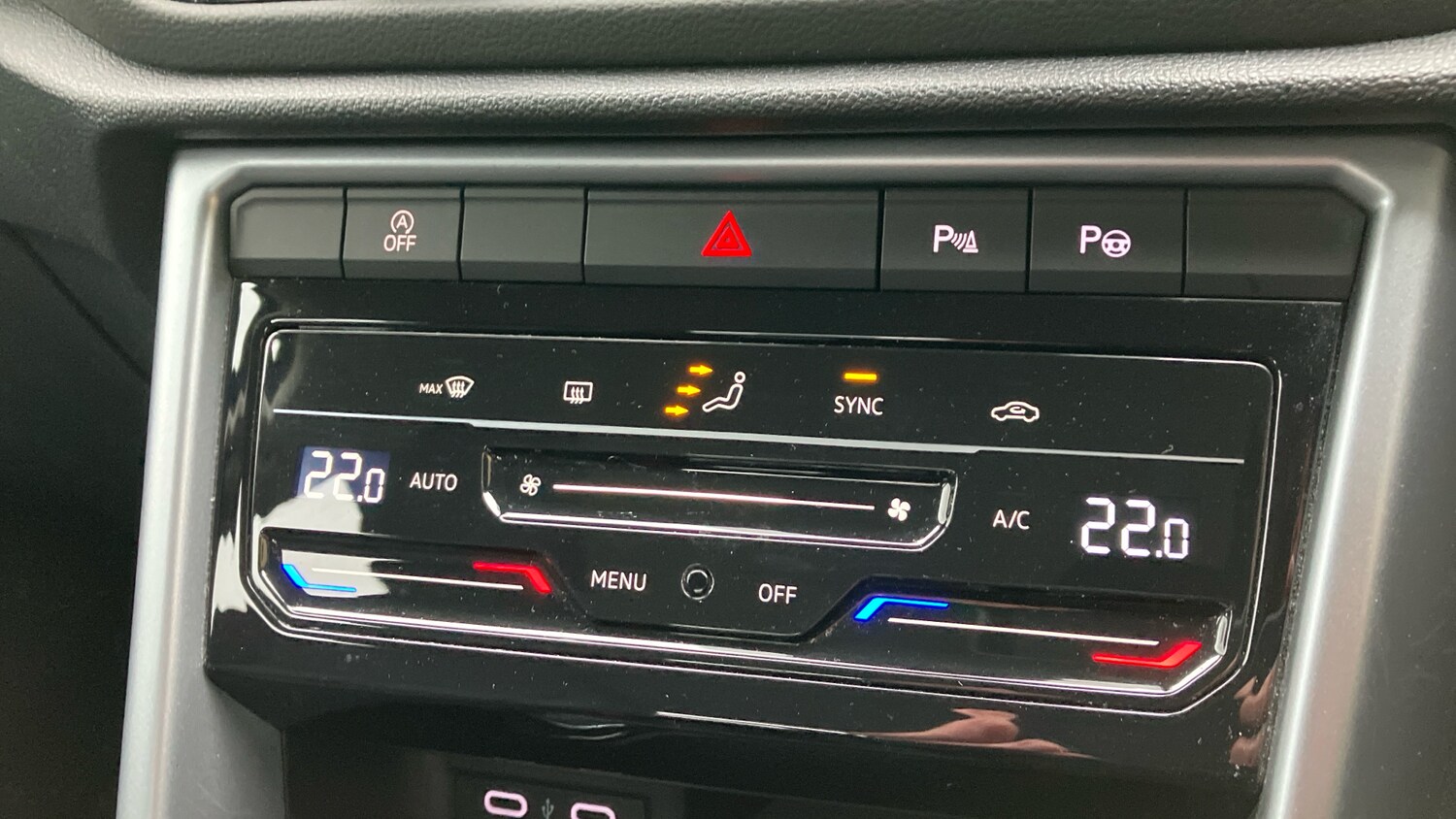 Used Volkswagen T-Roc 2022 for sale - 76557308: Photo 13