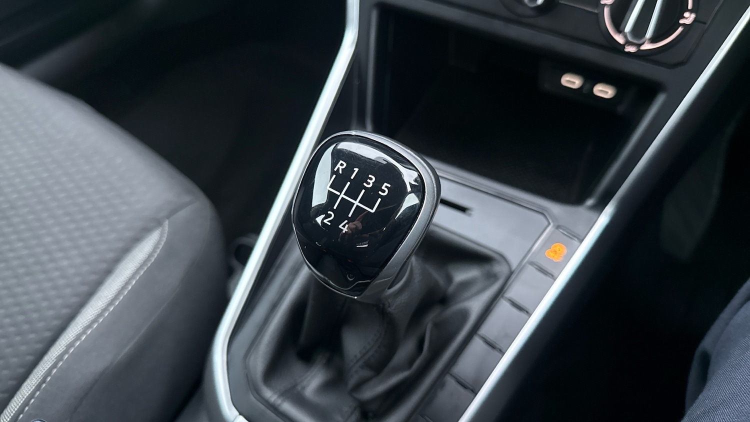 Used Volkswagen Polo 2023 for sale - 77325967: Photo 30