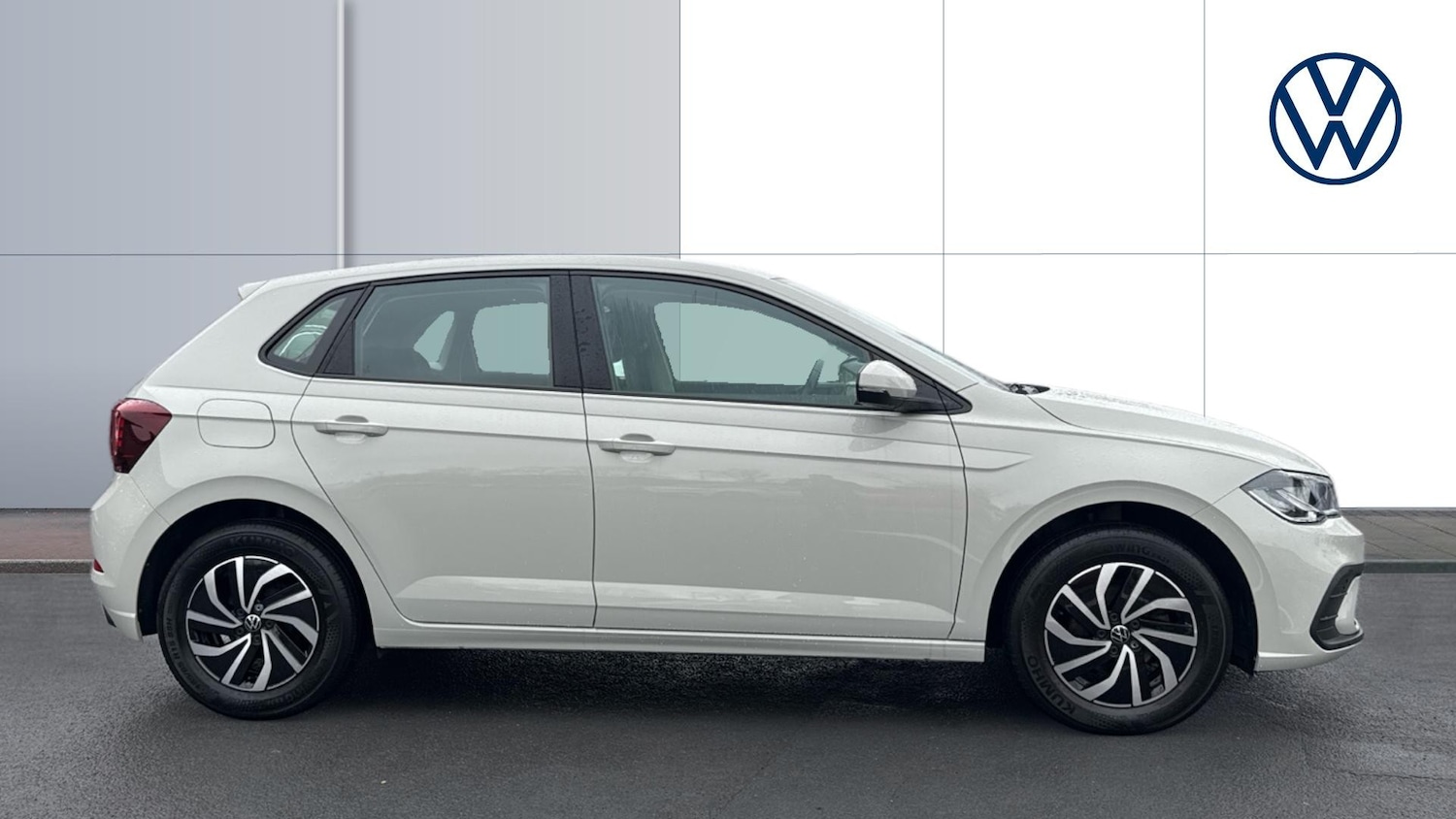 Used Volkswagen Polo 2023 for sale - 77325967: Photo 4