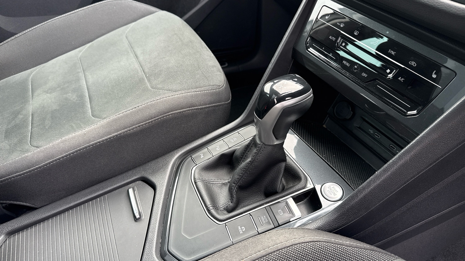 Used Volkswagen Tiguan 2021 for sale - 76343876: Photo 14