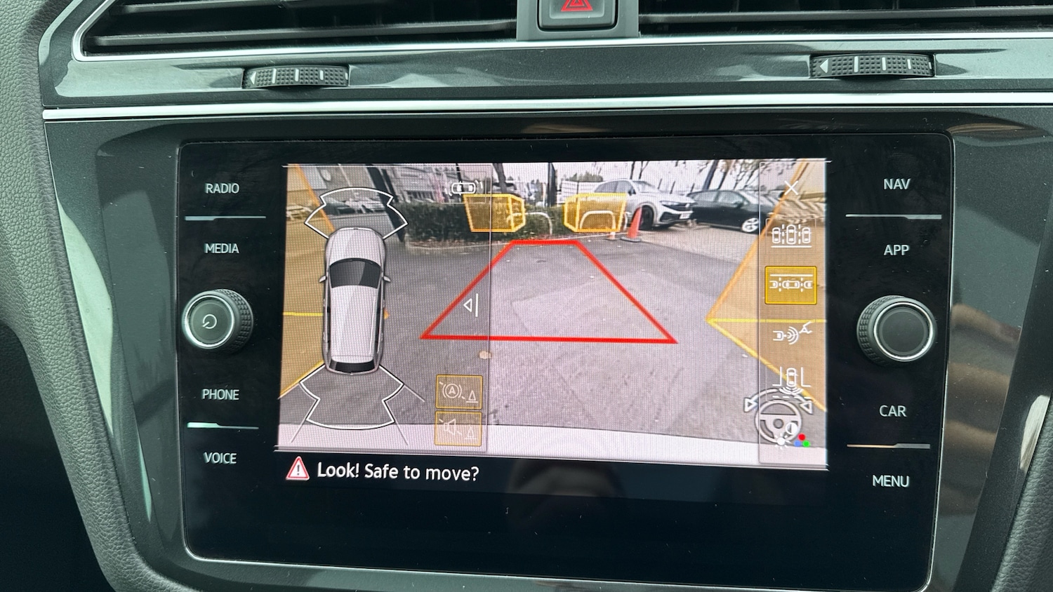 Used Volkswagen Tiguan 2021 for sale - 76343876: Photo 29