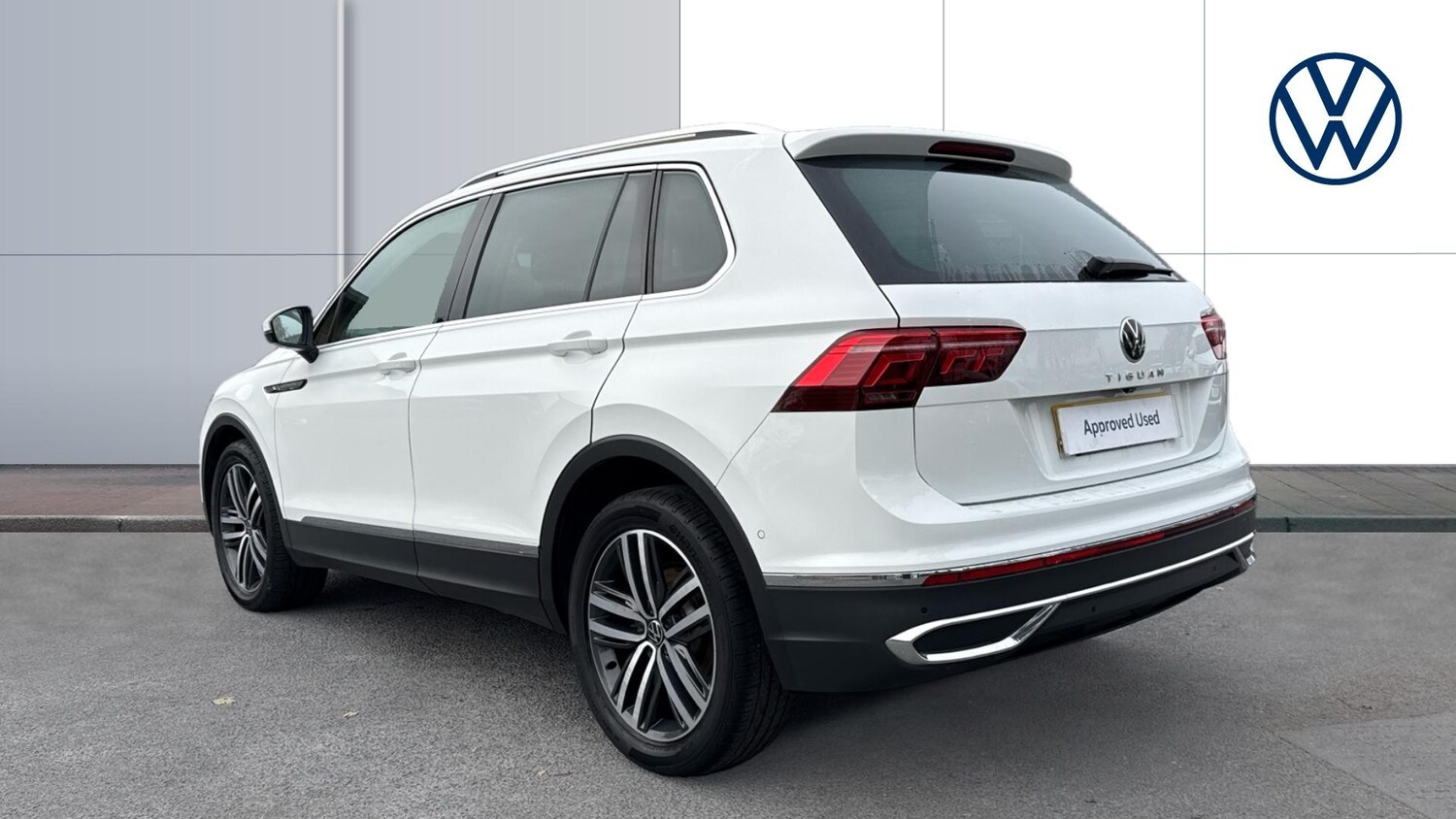 Used Volkswagen Tiguan 2021 for sale - 76343876: Photo 3