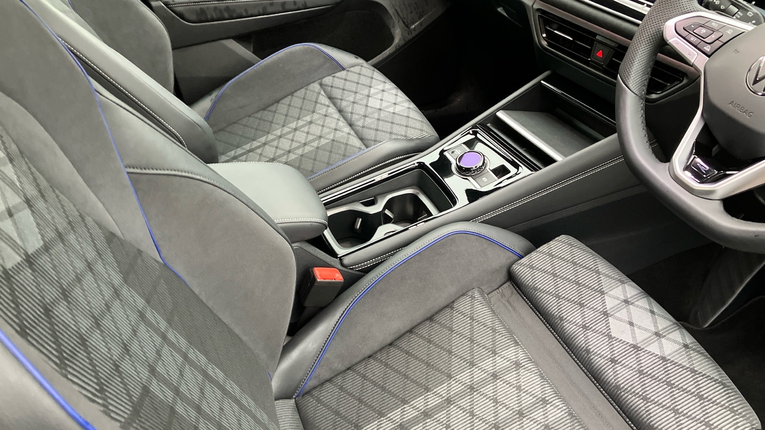 Used Volkswagen Touran 2025 for sale - 77022737: Photo 14