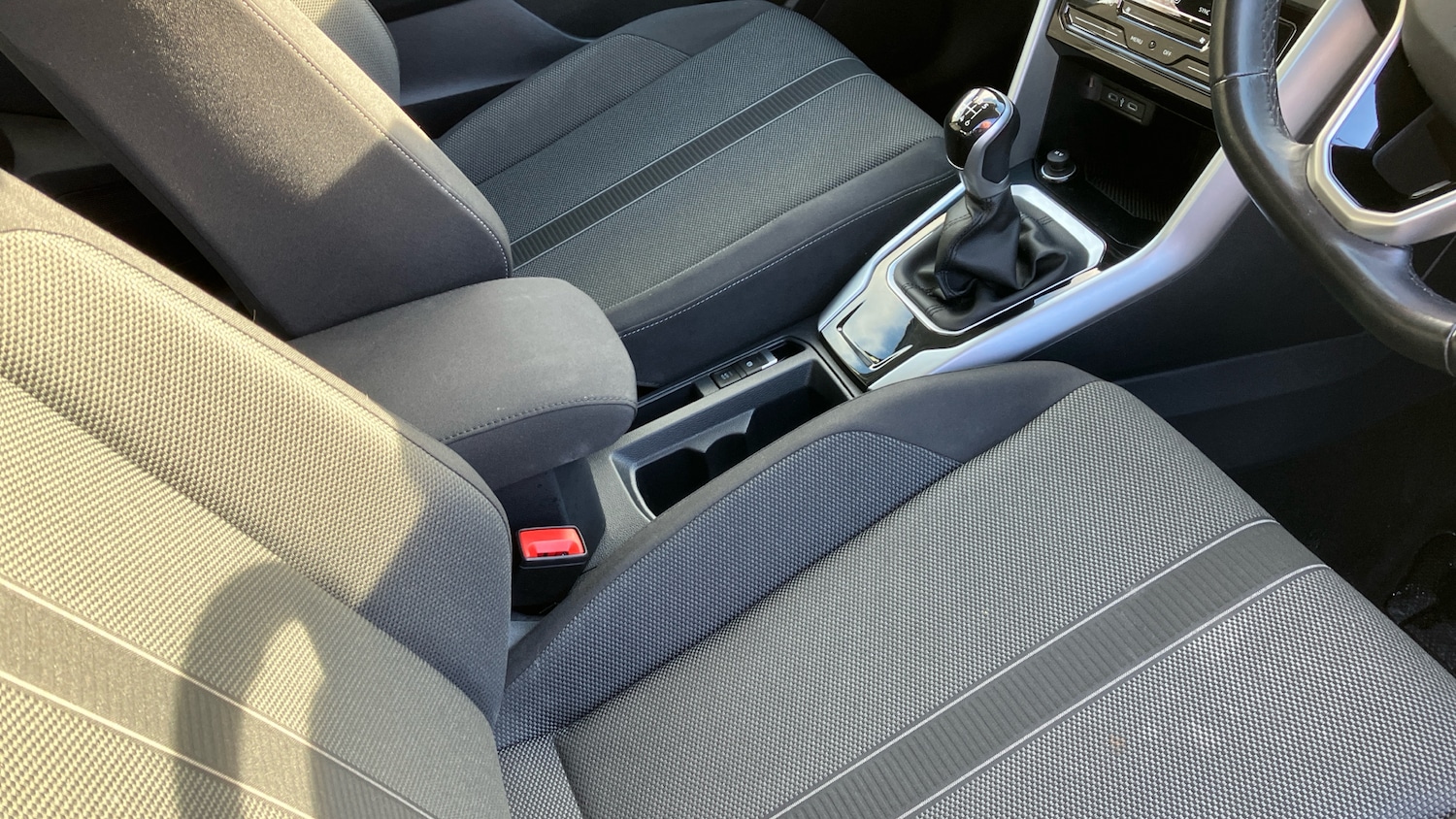 Used Volkswagen T-Roc 2023 for sale - 76451793: Photo 14